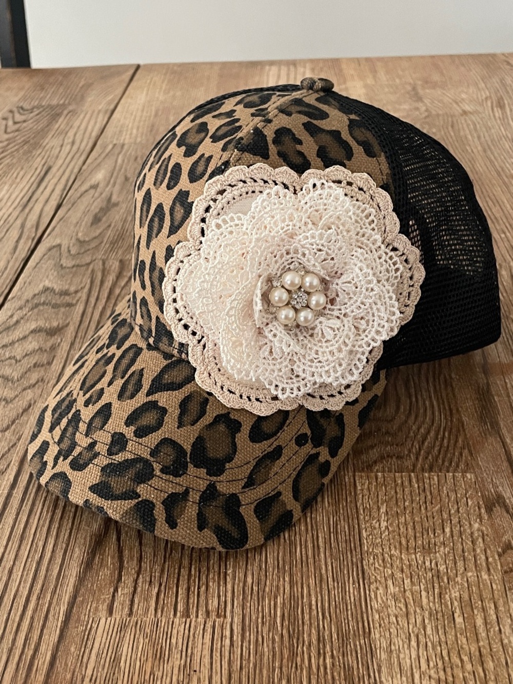 Women’s hats, women’s bling rhinestone cap, trucker style hat, leopard hat